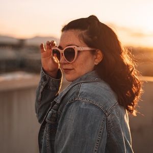 Meet your Posher, Emily